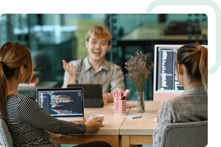 Jóvenes consultores informáticos participan en el nuevo programa de formación de talentos de Oracle